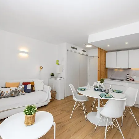 Apartamento Jardin Du Cap Rocabruna